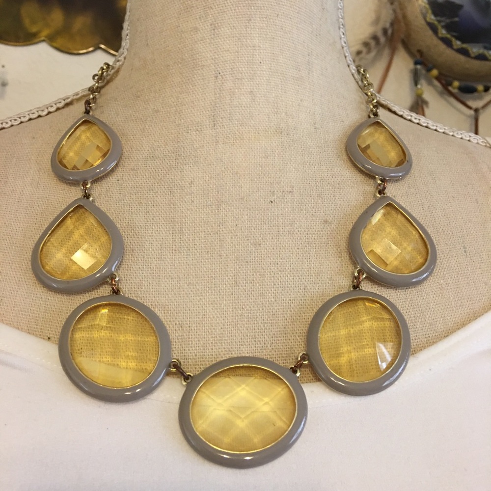 Large faceted golden glass stone necklace
